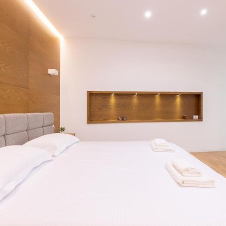 Exclusive 2 Bedrooms Apartment Tirana Exteriör bild