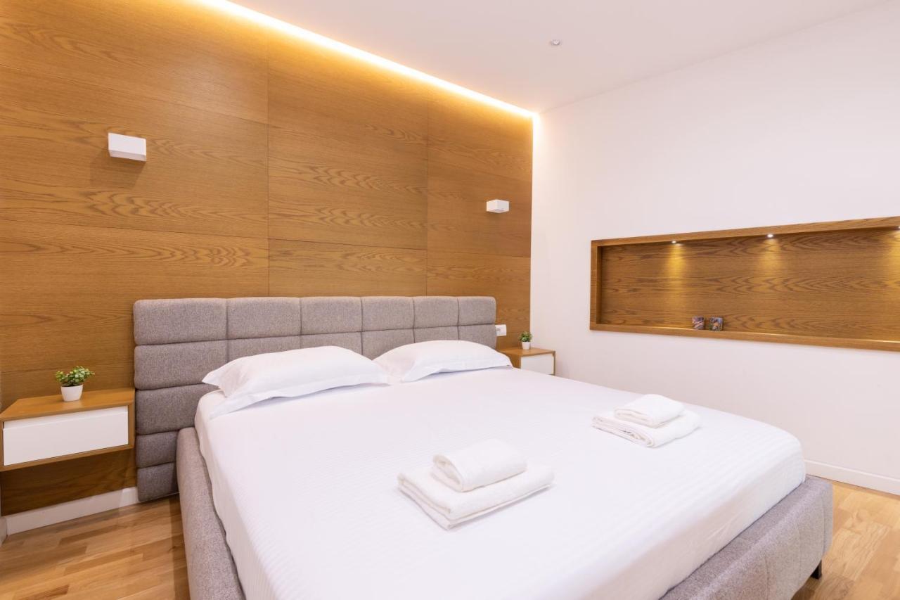 Exclusive 2 Bedrooms Apartment Tirana Exteriör bild