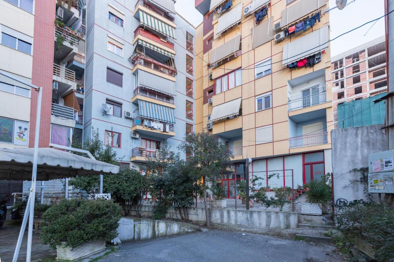 Exclusive 2 Bedrooms Apartment Tirana Exteriör bild