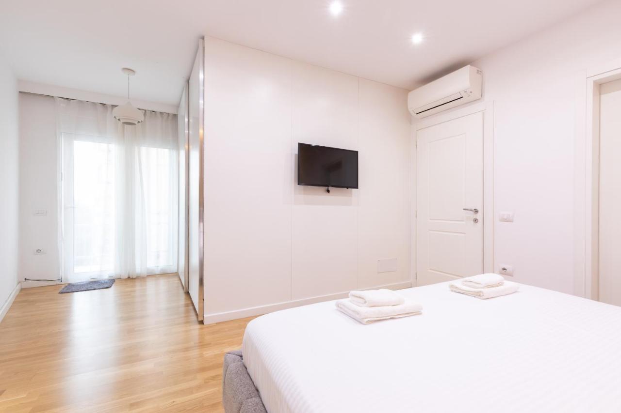 Exclusive 2 Bedrooms Apartment Tirana Exteriör bild